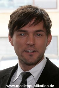 Tobey Wilson 04102009 001