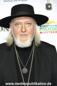 GoldeneBildDerFrau 11102023 099