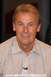 3nach9 04052012 057