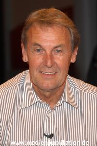 3nach9 04052012 060