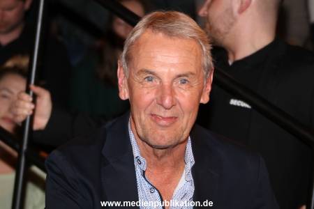 Lanz Sendung2 11042018 007