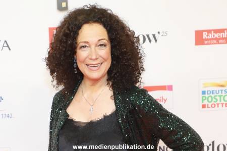 Goldene Bild der Frau 19112025 144