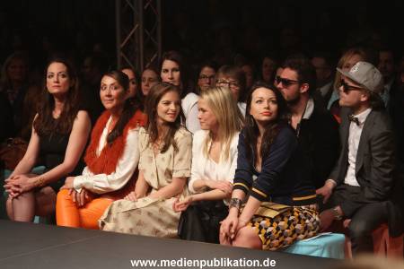 Brigitte Modenschau 16022013 301