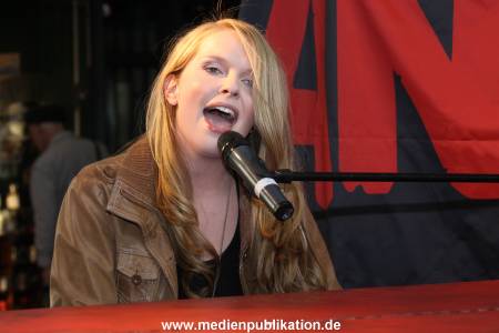 Anna Yina 04092009 004