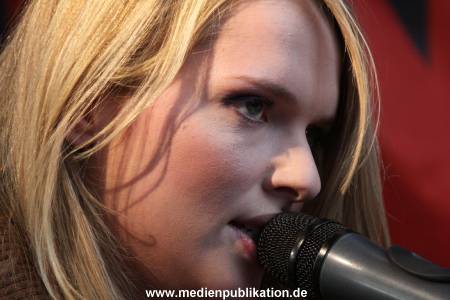 Anna Yina 04092009 028