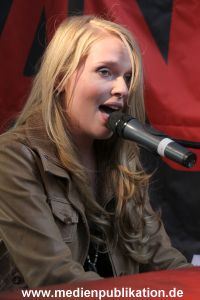 Anna Yina 04092009 033