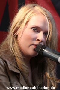 Anna Yina 04092009 035