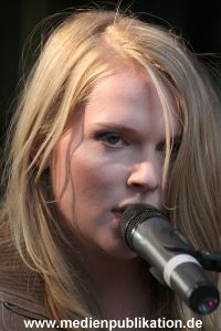 Anna Yina 04092009 040