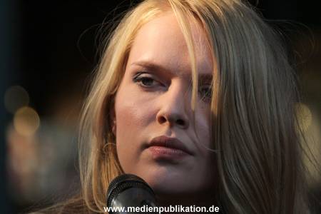 Anna Yina 04092009 043