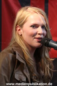 Anna Yina 04092009 048
