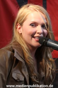 Anna Yina 04092009 050