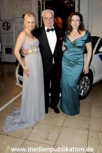 Blauer Ball 04042009 027