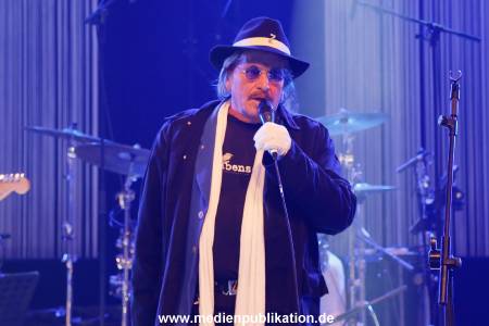 Frank Zander Charity 22122015 093