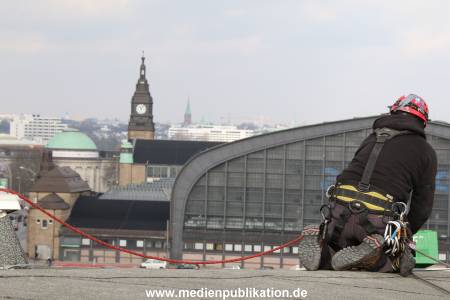 BKM Huehnerposten Plakat 21022014 105